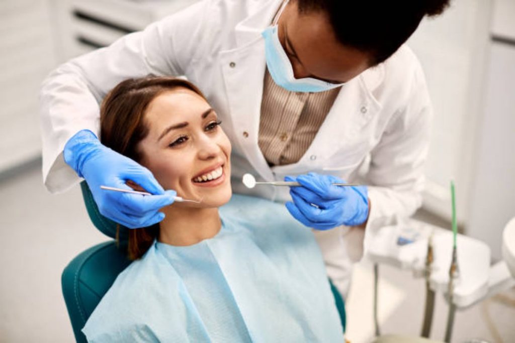 https://www.findcult.com/houston-residents-why-you-should-visit-a-dentist-every-6-months/