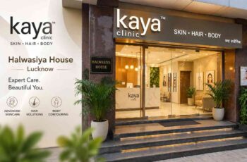 Kaya Clinic entrance at Halwasiya House, Hazratganj, Lucknow.